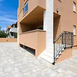 Apartment Matea
