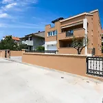 Apartment Matea